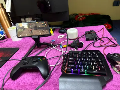 One-handed RGB Gaming Keyboard & Gaming Mouse Combo - Used