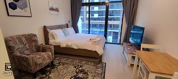 Luxurious Studio Apt in Azizi Riviera 7