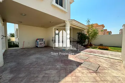 Main Road & Commercial Axis | Spacious Villa | Prime Unique Location |
