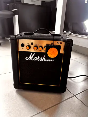 Marshall MG10 Practice Guitar Amplifier - Compact 10W Amp
