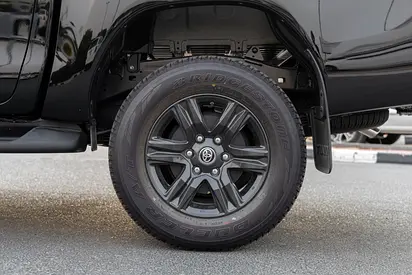 2026 Toyota HILUX 照片 8