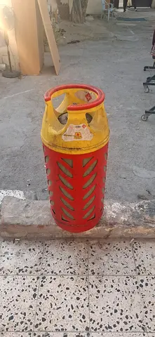 Emirates empty cylinder