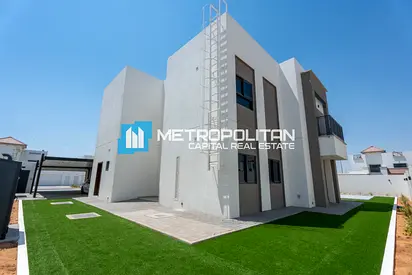 Luxury Corner Villa | 5 BR with Maids | Brand New