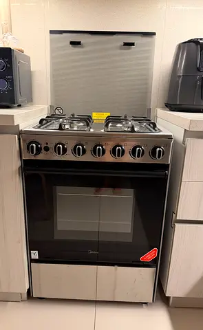 Freestanding Gas Cooker with Oven — Flame-Failure Protection