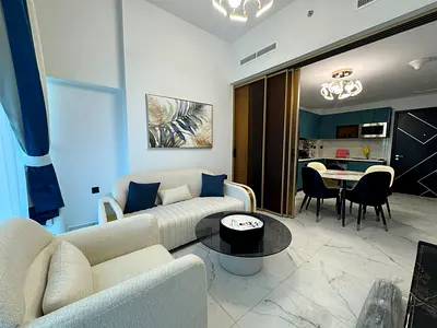 Spacious | Low Floor | Community View