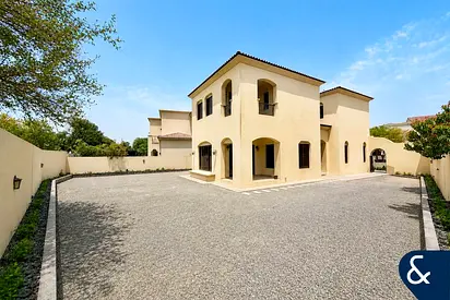 Vacant Now | Great Condition | Large Plot