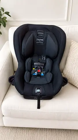 Nuna Rava luxury car seat with isofix latch