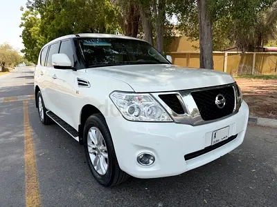 Nissan Patrol LE 2012 V8 first owner GCC
