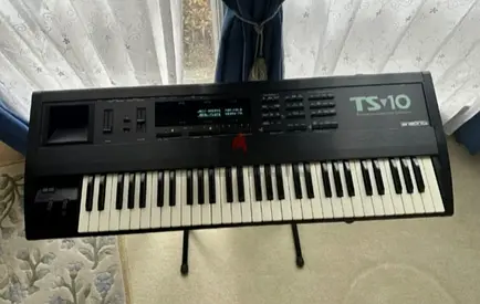 Ensoniq TS-10 Composition Synthesizer