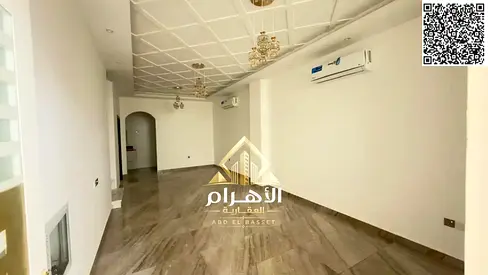 Villa including electricity, water, and air conditioning. Excellent location. Freehold ownership. O