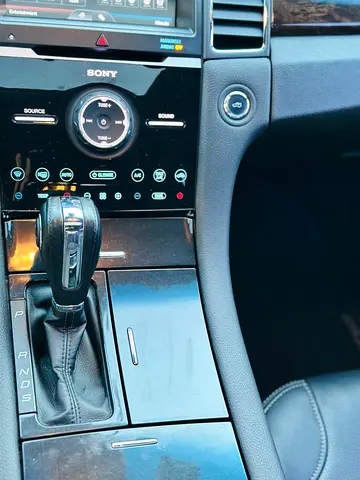 2015 FORD TAURUS 照片 6