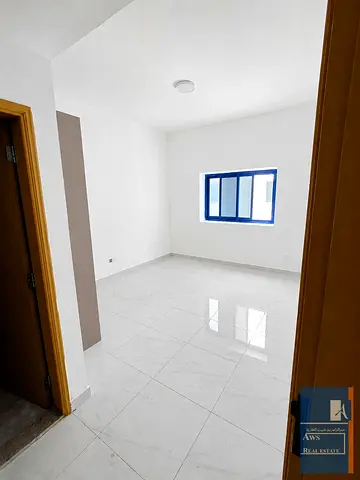 Modern 2BHK | Family Living | Cosy Layout with Closets