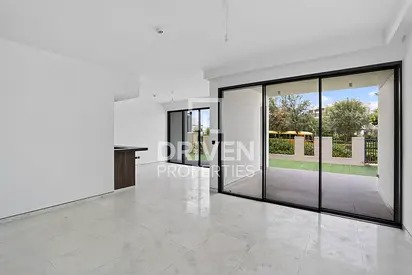 Closed Kitchen | Vacant | Green Belt View