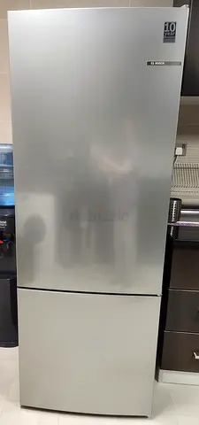 Bosch 480L Silver Bottom-Freezer Refrigerator - Good Condition