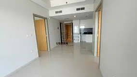 HIGH FLOOR SPACIOUS UNIT | PRIME LOCATION
