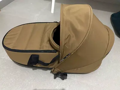 Stokke Babyzen YOYO bassinet newborn shell