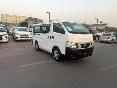 Nissan Urvan NV350 2015 GCC Specs - Well Maintained