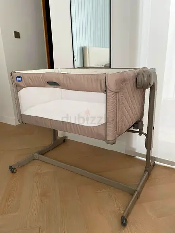 Chicco next2me baby bed
