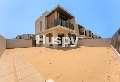 Corner Unit | Single Row | Near Amenities