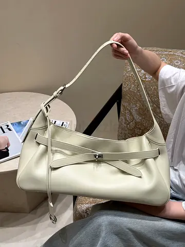BALENCIAGA Women's Bel Air Baguette