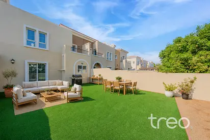 Upgraded Unit | Landscaped Garden | Vacant