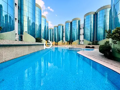 3BEDROOMS ALL MASTERS ELEVATOR BARBEQUE AREA SHERED POOL