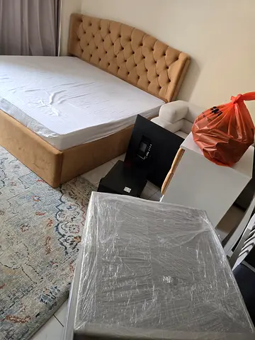 king bed set with 2side table