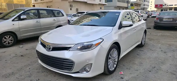 2013 Toyota AVALON — фото 1