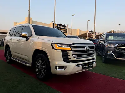 Toyota Land Cruiser VXR 2022 | GCC Specs | Full Option