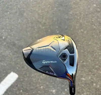 Taylormade Qi 35 driver as good as new