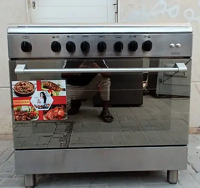 Bompani gas cooker italian brand, with 5 burners, regarding its condition working all good.