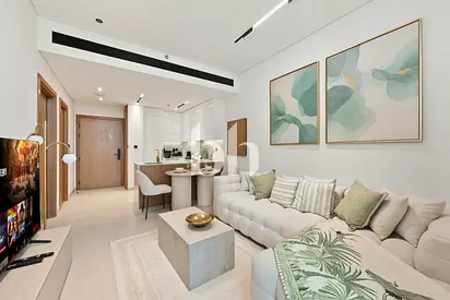 Exclusive | Top Floor | Managed | Open Views