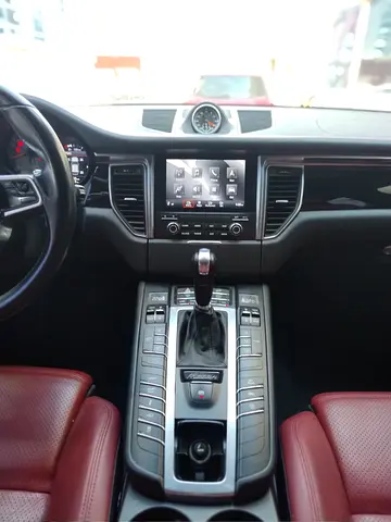 صورة مصغرة 5 لـ 2017 Porsche MACAN