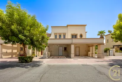Exclusive | Upgraded | Close to Lake | VOT