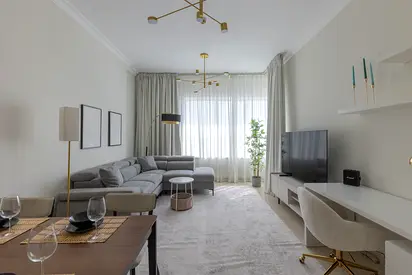 High floor | Lake & skyline view | Modern interiors