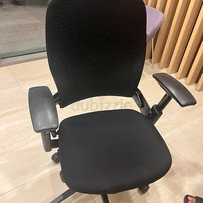 Steel case leap v2 office chair