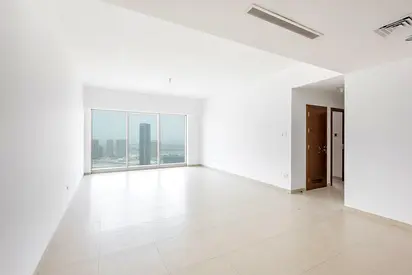 Spacious 2BR | Corner unit | Vacant | City view
