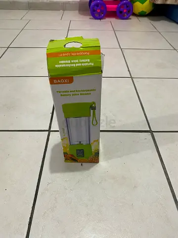Portable Personal Juicer / Blender - Compact 350ml, Lightly Used