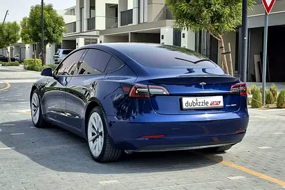 2021 Tesla MODEL 3 — фото 8