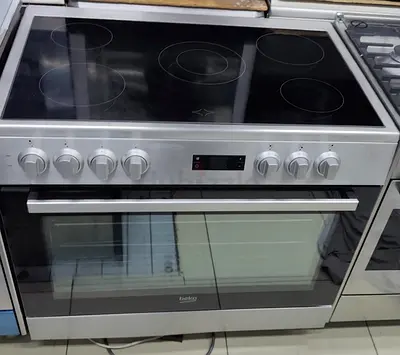 Beko electric stove top 5 hobs 90by60cm excellent working good condition