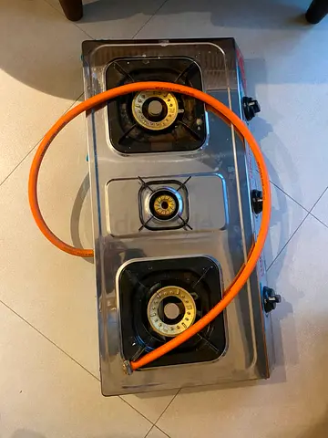 Gas stove