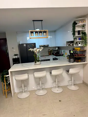 Luxury Furnished Room for Rent (For couple or Bachelor Girls Only) – Marina Park, Dubai Marina