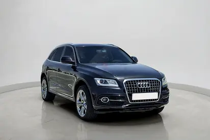 2015 Audi Q5 2.0 TFSI Quattro Tiptroni 2.0L | GCC Specifications