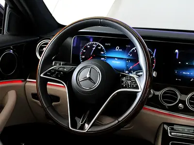 Mercedes-Benz E-Class E 300, миниатюра 16