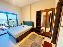 COMPANY STAFF | FAMILY | ONE BED INTO TWO