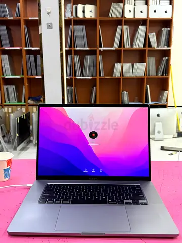 MacBook Pro 2019 16inch ci9 32/512 Touch Bar and fingerprint sensor