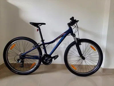 Liv Women's Mountain Bike - 26", 21 Speed, Blue/Black, Excellent open box never used bike