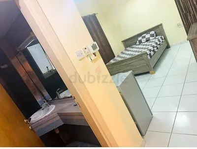 🏡 Master Room for Rent – Al Majaz 3, Al Khan, Sharjah