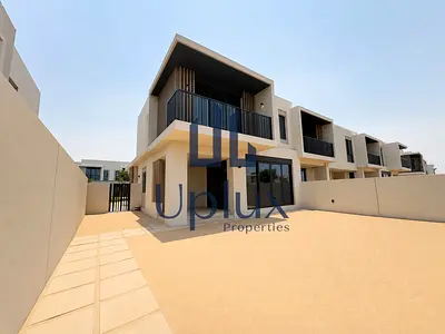 Single Row | Vastu Unit | Corner Unit