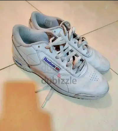 Used white Reebok leather trainers, size 42, casual wear shoes